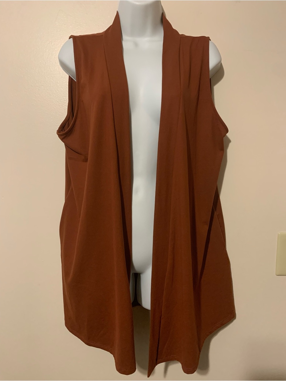 Zenana Outfitters Open-Front Sleeveless Tunic - Rust Brown